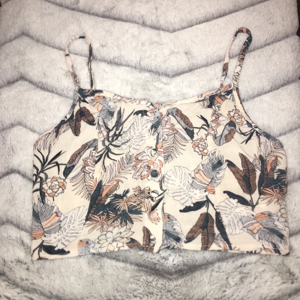 Kendall and Kylie crop top